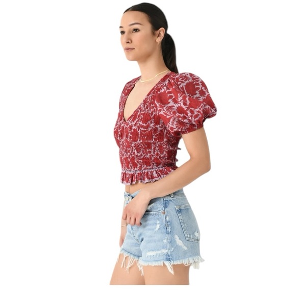 NWT- CLEOBELLA Bella Red Smocked, Puff Sleeves and Ruffle Hem Top Sz Small - Picture 4 of 16